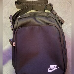 Nike Crossbody